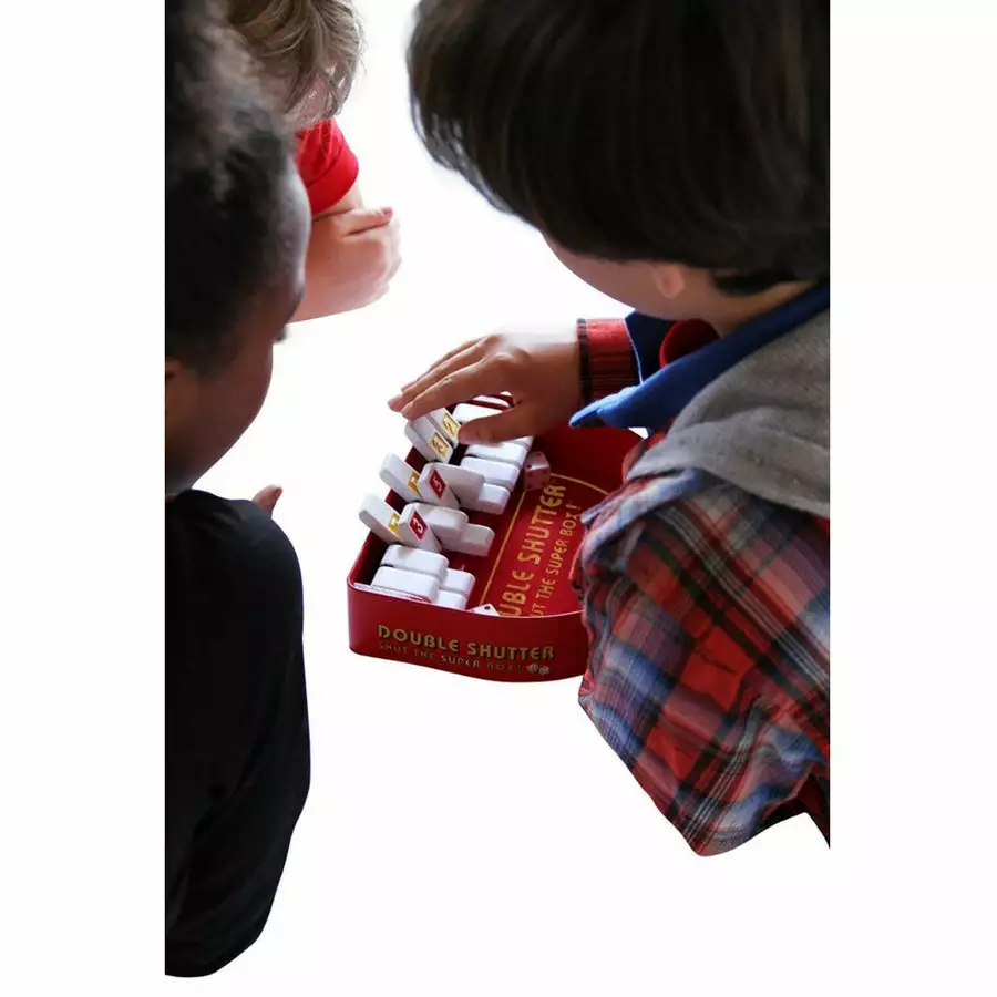 Blue Orange Games - Double Shutter 5 Blue Orange Games - Double Shutter - Image 3