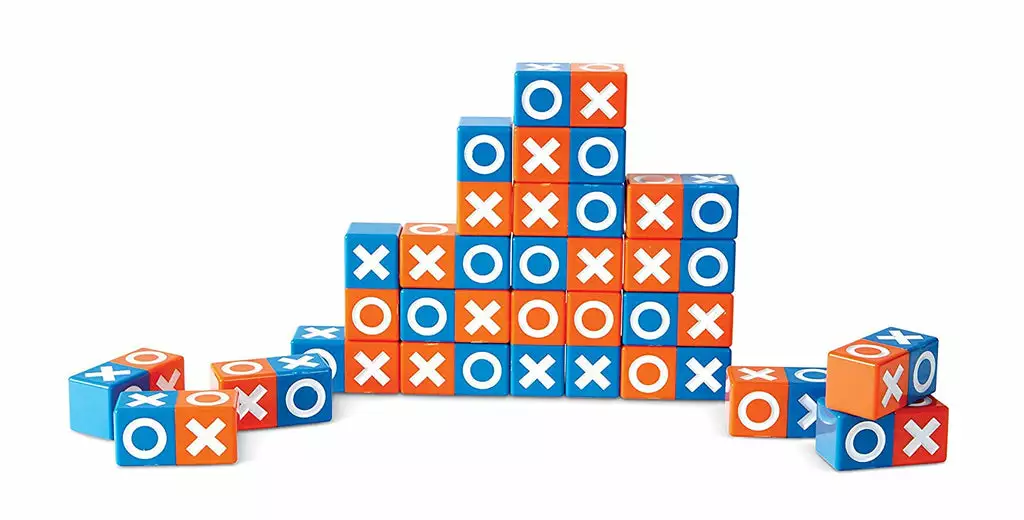 Blue Orange Games - Brix Strategy Game 4 Blue Orange Games - Brix Strategy Game - Image 2