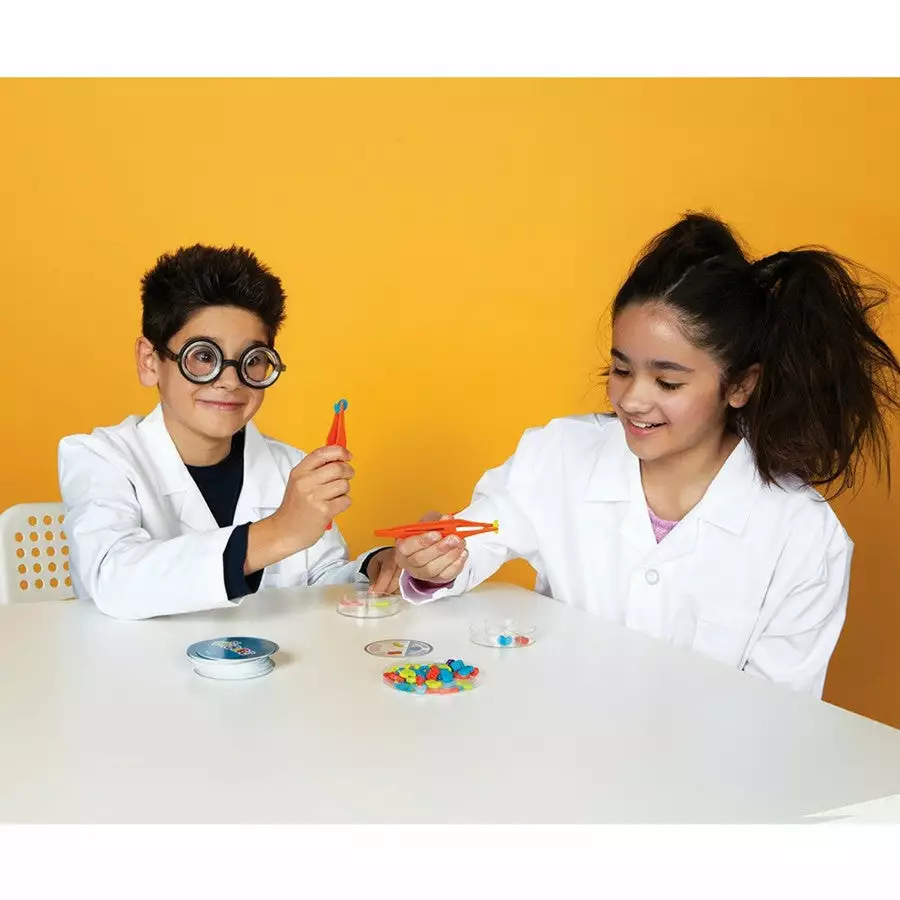 Blue Orange Games - Dr Microbe Science Speed Logic Game 6 Blue Orange Games - Dr Microbe Science Speed Logic Game - Image 4