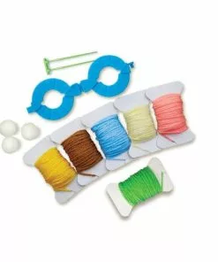 4M - KidzMaker Make Your Own Pom Pom Craft Kit 7 4M - KidzMaker Make Your Own Pom Pom Craft Kit -Educational Toys Shop C4760 4MKidzMakerMakeYourOwnPomPomCraftKit2 1024x1024