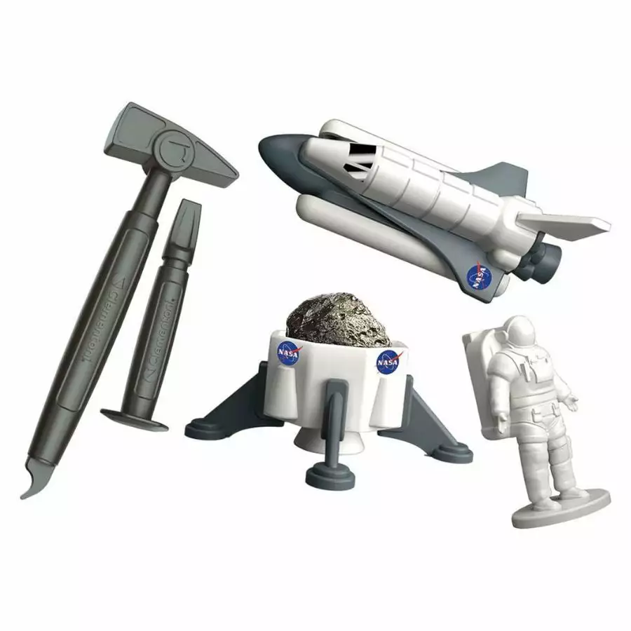 Clementoni - Science And Play Lab Asteroids From Outer Space Shuttle Building Kit 4 Clementoni - Science And Play Lab Asteroids From Outer Space Shuttle Building Kit - Image 2