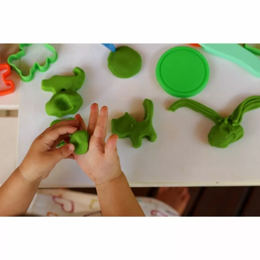 Djeco - Everything You Need To Start Modelling Dough Set 6 Djeco - Everything You Need To Start Modelling Dough Set - Image 4