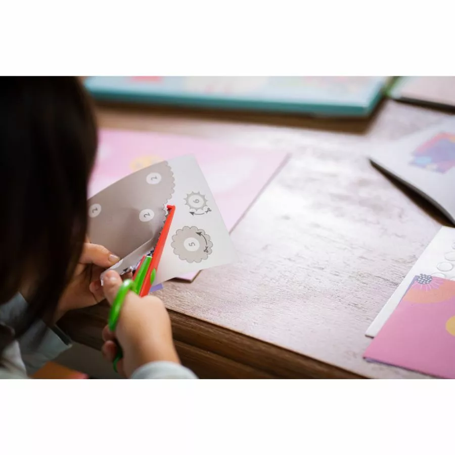 Djeco - Crinkle Cutting Collage Set 9 Djeco - Crinkle Cutting Collage Set - Image 7