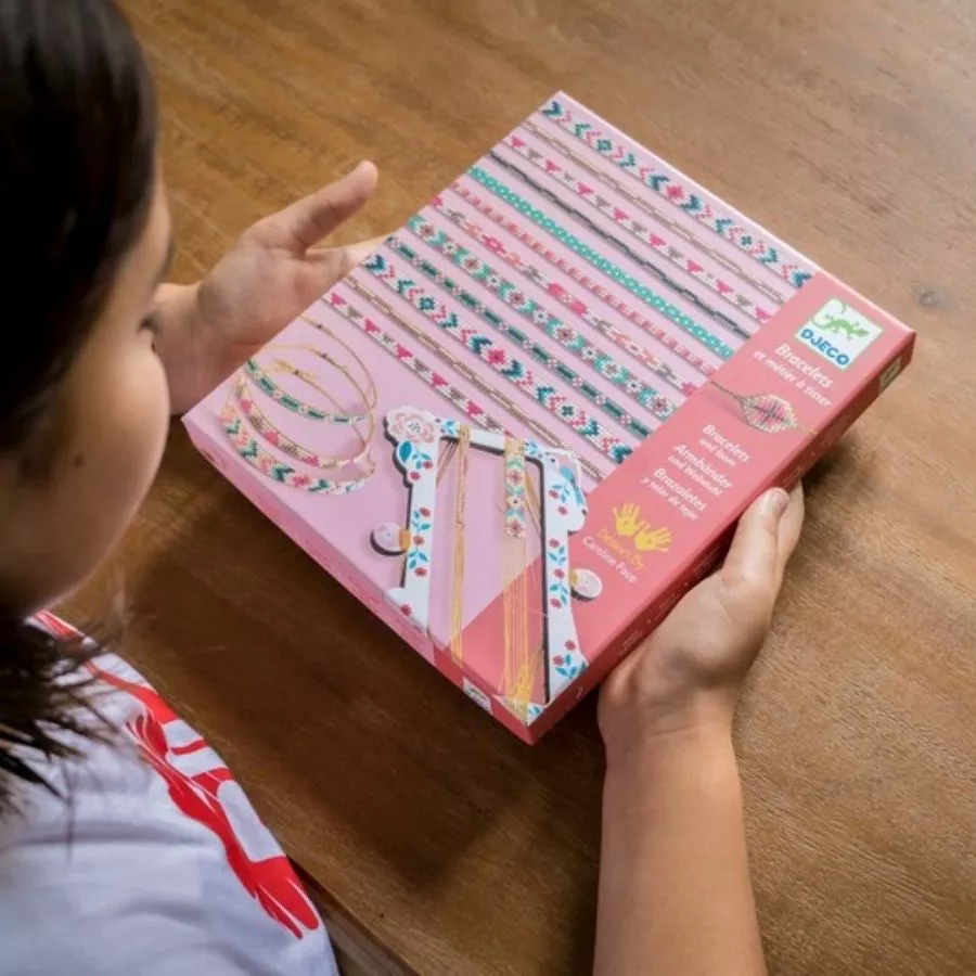 Djeco - Tiny Beads Bracelet Craft Set 9 Djeco - Tiny Beads Bracelet Craft Set - Image 7