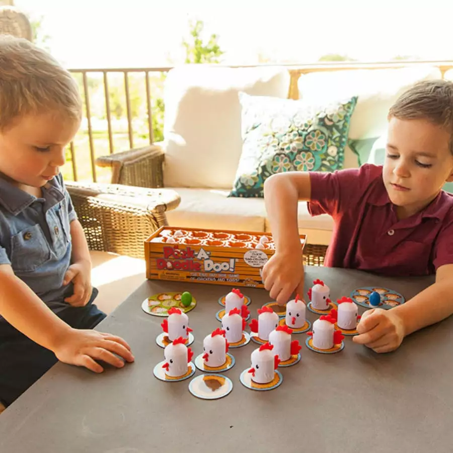 Fat Brain Toy Co - Peek-A-Doodle-Doo Game 5 Fat Brain Toy Co - Peek-A-Doodle-Doo Game - Image 3