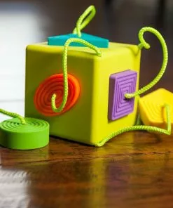 Fat Brain Toy Co Fat Brain Toys Co - Oombee Shape Sorting Cube 10 Fat Brain Toy Co Fat Brain Toys Co - Oombee Shape Sorting Cube -Educational Toys Shop FA 120 1 Fat Brain Toys Oombee Cube 1 1024x1024