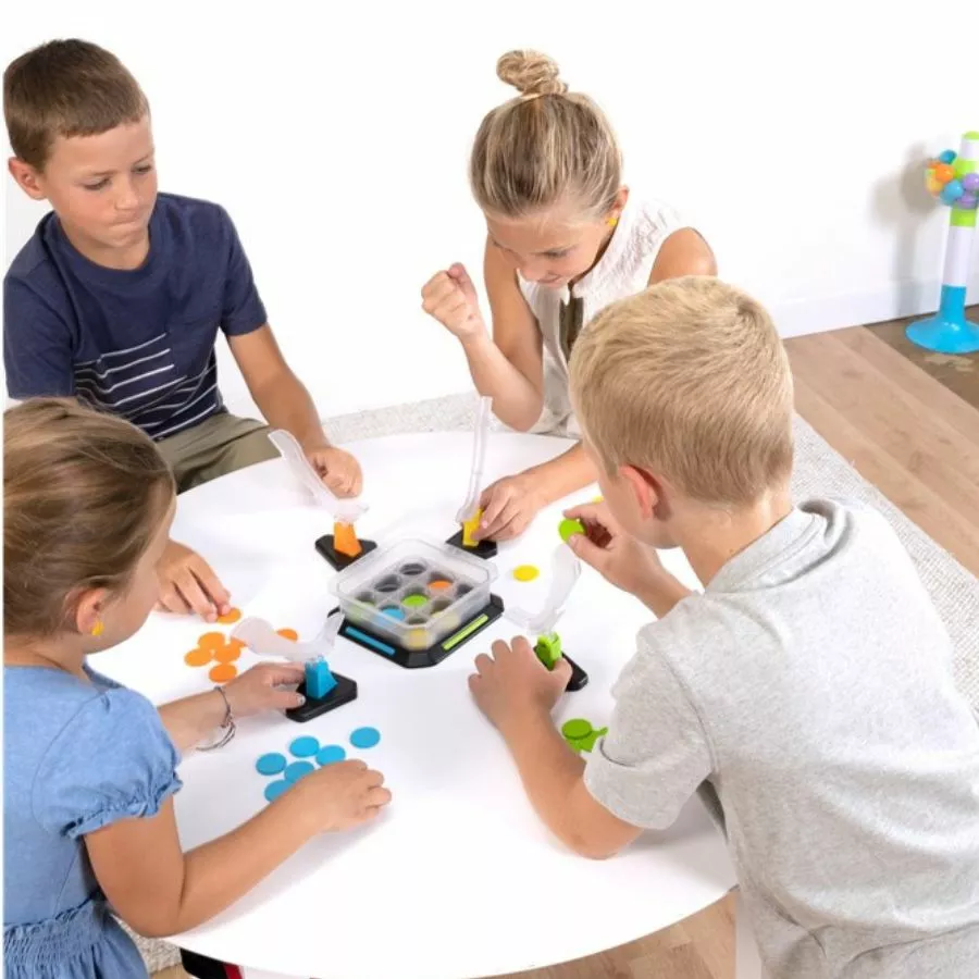 Fat Brain Toy Co - Flyfecta Strategy Game 6 Fat Brain Toy Co - Flyfecta Strategy Game - Image 4