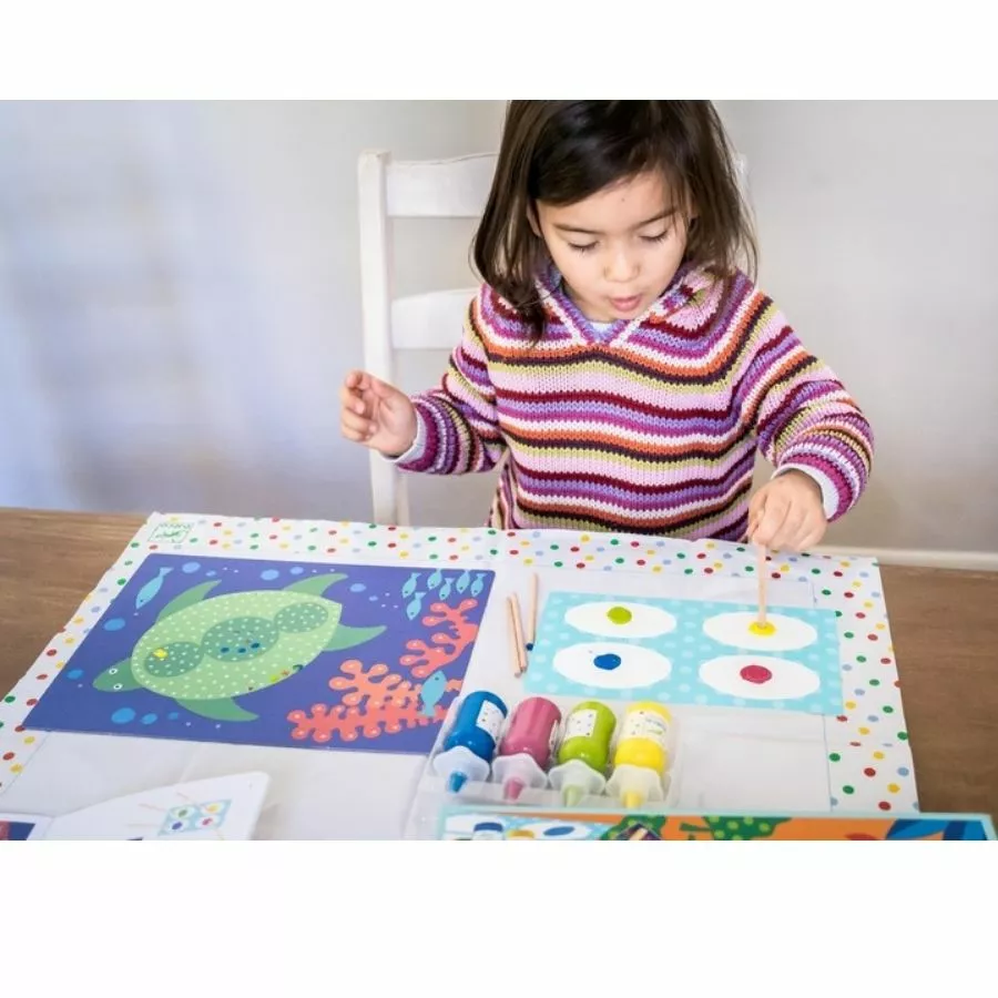 Djeco - Pointillism Painting With Sticks 11 Djeco - Pointillism Painting With Sticks - Image 9