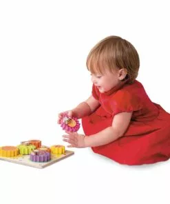 Le Toy Van - Petilou Gears & Cogs Busy Bee Learning Puzzle 14 Le Toy Van - Petilou Gears & Cogs Busy Bee Learning Puzzle -Educational Toys Shop LEPL095 Le Toy Van Petilou Gears Cogs Busy Bee Learning Puzzle 4 1024x1024