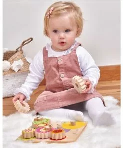 Le Toy Van - Petilou Gears & Cogs Busy Bee Learning Puzzle 15 Le Toy Van - Petilou Gears & Cogs Busy Bee Learning Puzzle -Educational Toys Shop LEPL095 Le Toy Van Petilou Gears Cogs Busy Bee Learning Puzzle 5 1024x1024