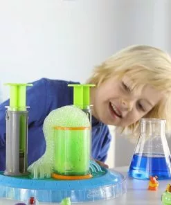 Learning Resources - Beaker Creatures Liquid Reactor Super Lab Science Kit