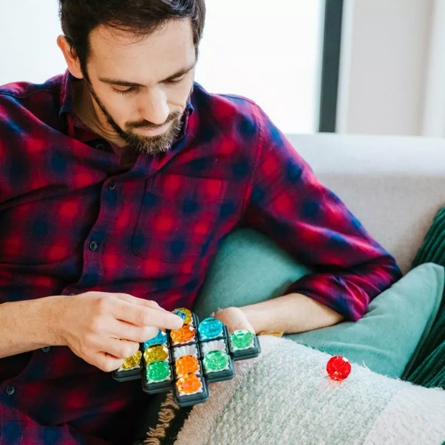 Smart Games - Diamond Quest Puzzle Game 6 Smart Games - Diamond Quest Puzzle Game - Image 4